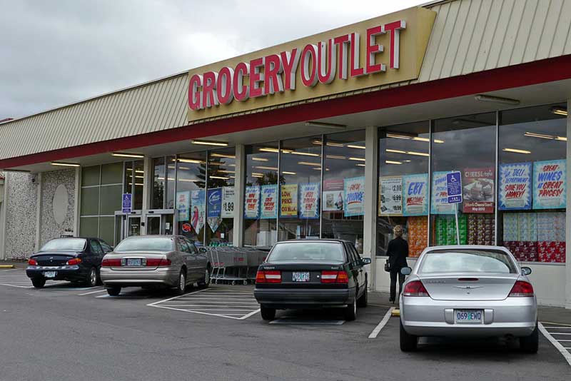 Sun Valley, CA Grocery Outlet by Jose Mier