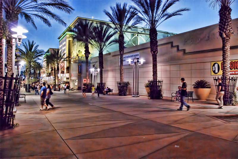 Burbank Town Center